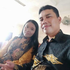 Lois Vera profile icon