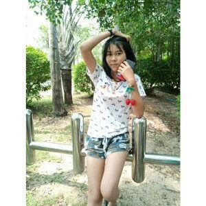 เฌอ ลี่. profile icon