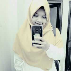 Asti Agustin profile icon