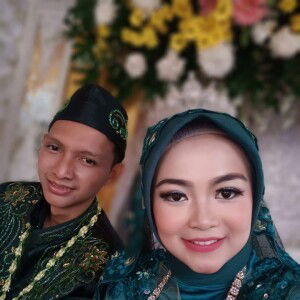 Trina Ismayanti profile icon