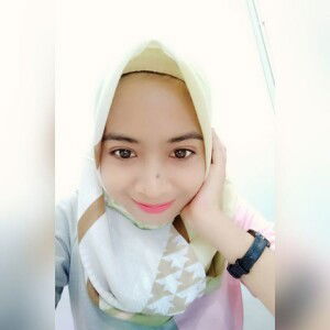 Uliya Chahaya profile icon