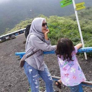 suci purnama sari profile icon