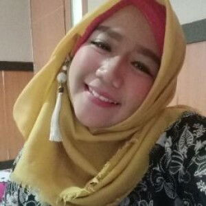 Putri Charmy profile icon