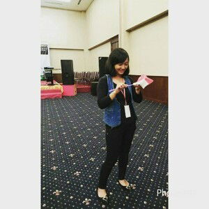 Endah Pratiwi Sabudin profile icon