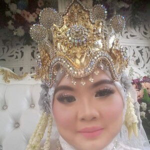 Alpia Putri Oktaviana profile icon