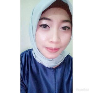 Dira Oktaviani profile icon