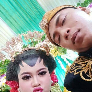 Siti Wijiastuti profile icon