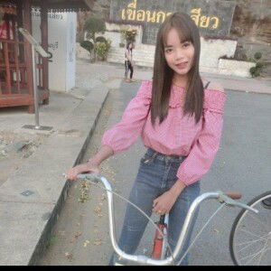 จ๋า' จี้ profile icon