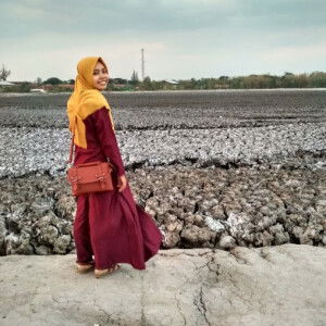 Dewi Ulfi profile icon