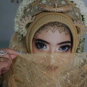 Rindy Ayu S profile icon