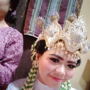 Rantika Anggraini profile icon