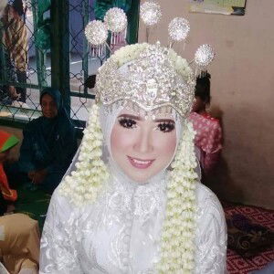 Khoirun Nisa Annisa profile icon