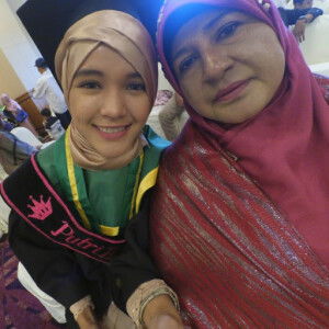 Putri Bella Pratiwi profile icon