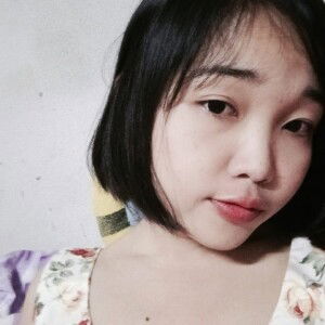 พลอย profile icon