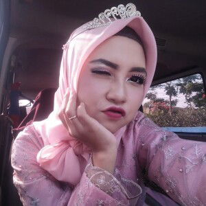 Desti Eka Ratriani profile icon