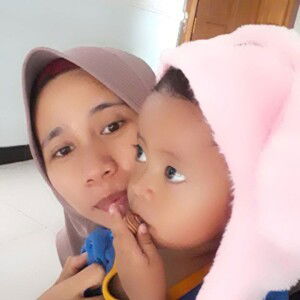 Sri Juliarti profile icon