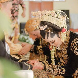 Nur Hikmah profile icon