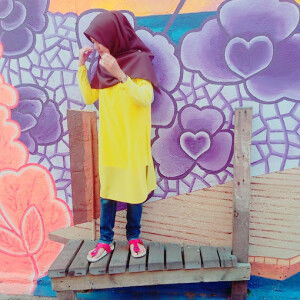 Mira Amir profile icon