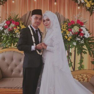 Ira Fahira profile icon