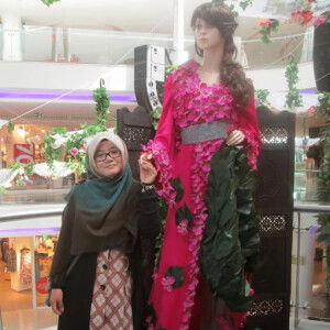 Hanis Hazleen profile icon