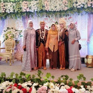 Try Muelyaningsih profile icon