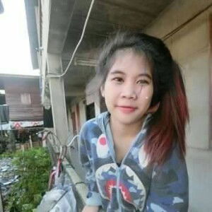 นู๋ อิ้ง. profile icon