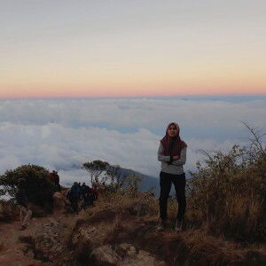 Hesty Nillasari profile icon