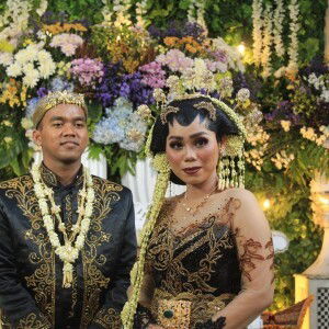 Septian Dwi Ningsih profile icon