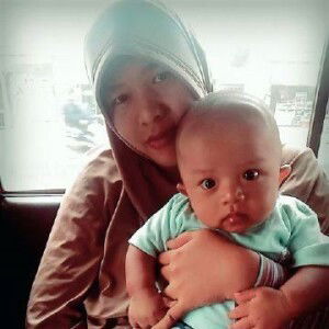 Ria Susanti profile icon