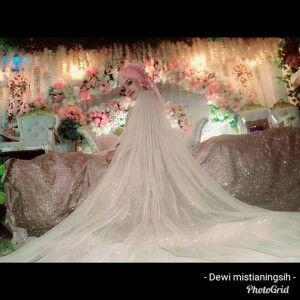 Dewi Mistia Ningsih profile icon