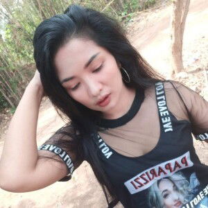 หนทางยังอีกยาวไกล เธอไหวมั้ยที่จะเดินไปด้วยกัน profile icon