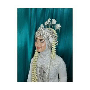 Dina Dwi Bidanita profile icon