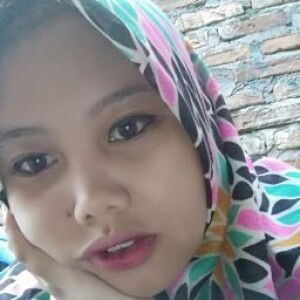 Indah Wandira profile icon