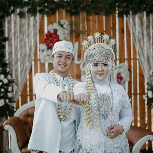 Melina Melly profile icon