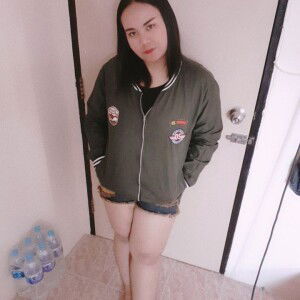 N'natty Natnicha profile icon