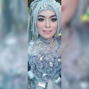 Anis Kurniasih profile icon