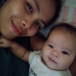 Yheaza Rhea Wagas profile icon