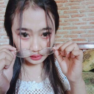 Riris Rinata Sari profile icon