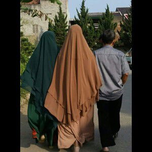 Hajar Garnita profile icon