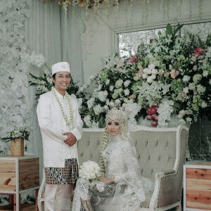 santi wulandari profile icon