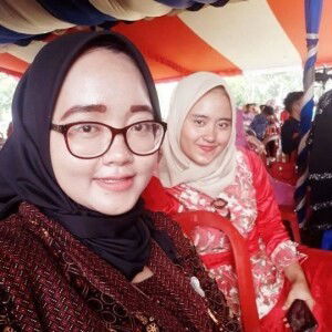 Eti Hardianti profile icon