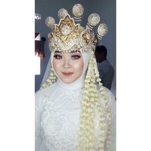 Silpia Alvien profile icon