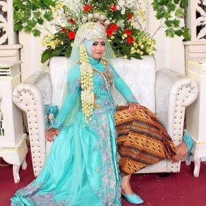 Giny Sri Hardiyanti profile icon