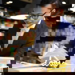 Saneh Khunkaew profile icon