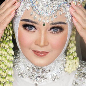 Riska Hardiyanti profile icon