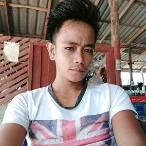 รักจริง ไม่โลเล profile icon