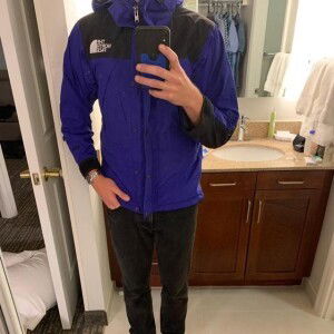 Chici Sriwahyuni profile icon