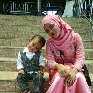 Indah Sari profile icon