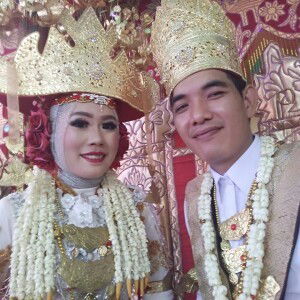 Lina Sari profile icon