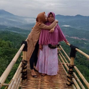 Lia Vapoy profile icon